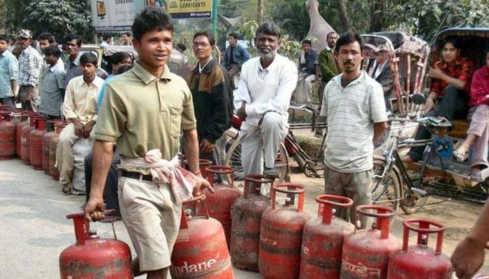 Narendra Modi govt to make LPG available to all households in 3 years