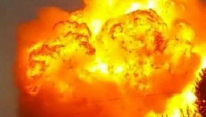 12 killed in cylinder blast in Pakistan