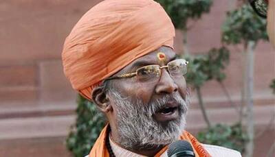 Kejriwal, Mulayam threats to our country: Sakshi Maharaj 