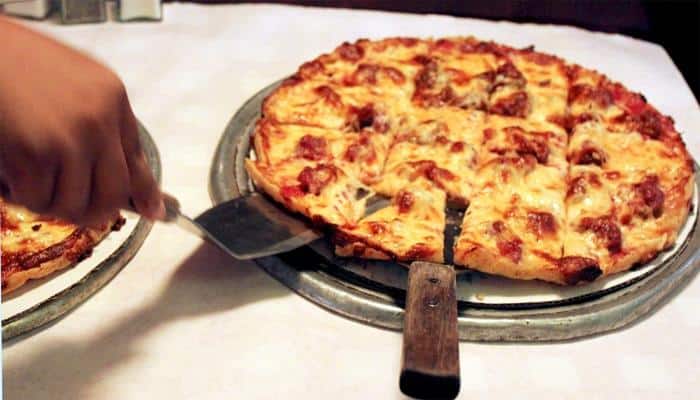 US eatery offers free pizzas for a year reward to nab burglar!