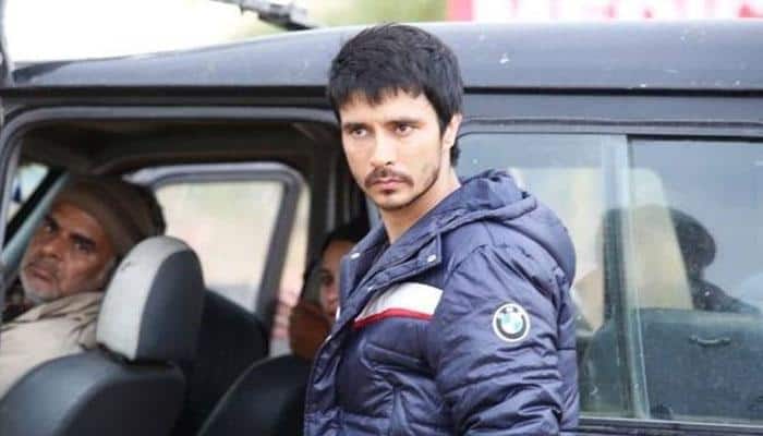 Nothing controversial in 'Sarbjit': Darshan Kumar 