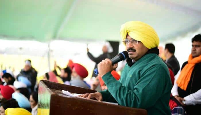 #HopeOfPunjabKejriwal: Badals ruined Punjab, says Arvind Kejriwal in Muktsar