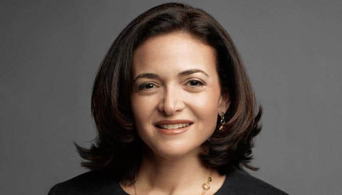 Facebook's COO gives $31 million in stock to charity