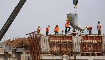 Industrial recovery to be gradual, 2016 GDP growth at 7.8%: Nomura