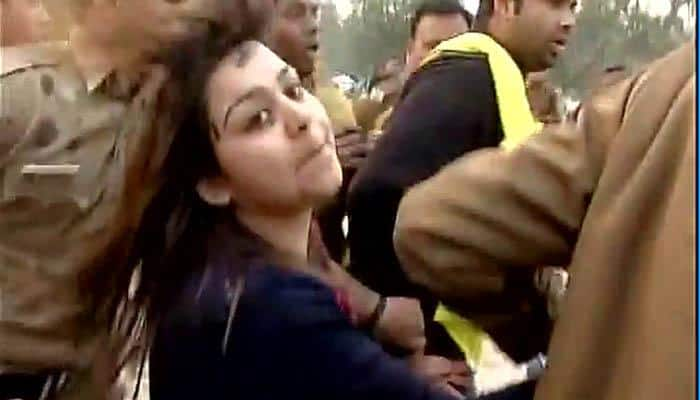 Bhavna, who threw ink at Arvind Kejriwal, had earlier blackened his posters – Watch