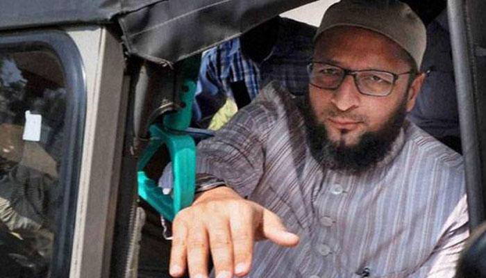 Dalit scholar suicide: Asaduddin Owaisi backs Hyderabad students' protest