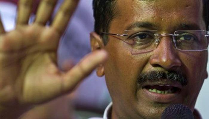 Sack Hyderabad University VC, Smriti Irani must apologise: Kejriwal