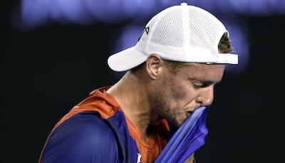 Australian Open: David Ferrer sends Lleyton Hewitt into retirement, Andy Murray, Stan Wawrinka progress