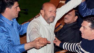 J&K MLA Sheikh Abdul Rashid threatens to hand over BJP leader to Lashkar-e-Toiba