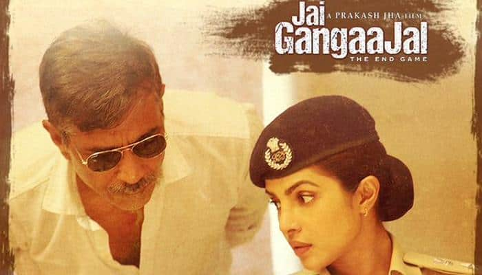 See in pics: Tough and stout Priyanka Chopra in &#039;Jai Gangaajal&#039;