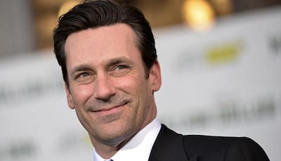 Oops! Jon Hamm's name spelled wrong on his Golden Globe trophy