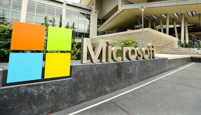 Microsoft&#039;s iPhone keyboard to hit market soon