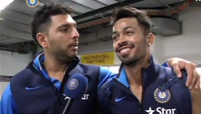 VIDEO: Yuvraj Singh, Hardik Pandya discuss latest hairstyle trends |  Australia vs India 2016 News | Zee News