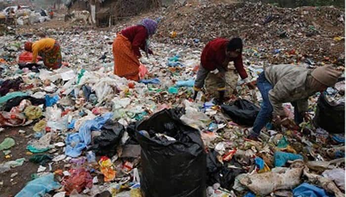 AAP leaders, volunteers clean Delhi streets as MCD workers&#039; strike enters day 5