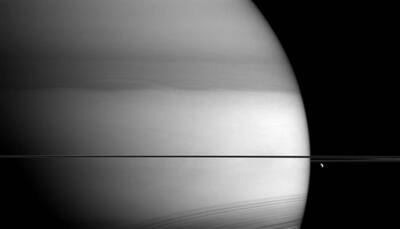 Saturn seen in wavelengths of light – See pic