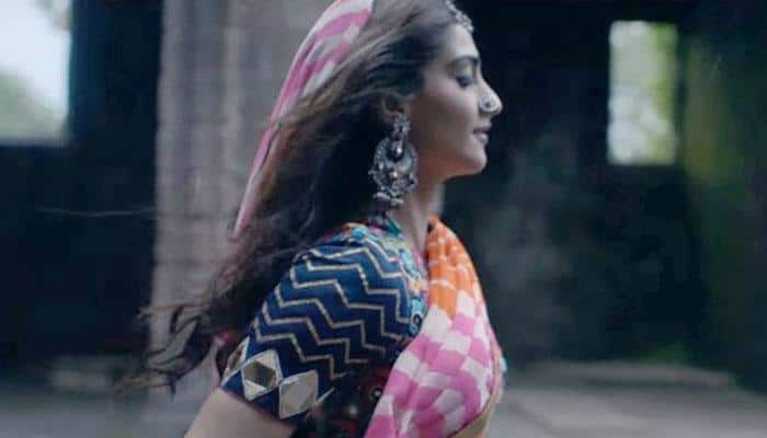 This is what Sonam Kapoor has to say about 'Coldplay' video!