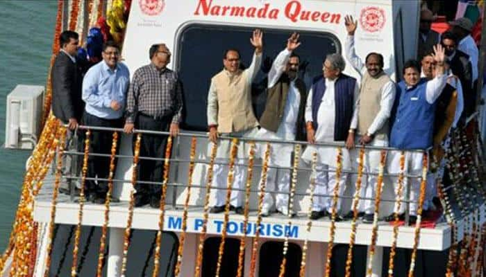 Shivraj Cabinet meets on board cruise on Indira Sagar Dam – See pics