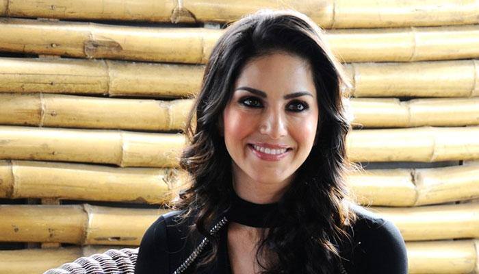 'Sexy' Sunny Leone enjoying Thailand