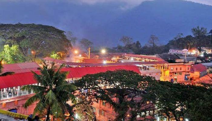 Support ban on women's entry at Sabrimala temple: Kerala in SC