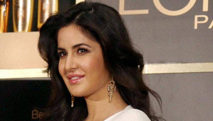 Katrina Kaif visits Salim Chishti dargah