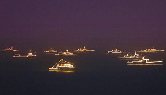 Breathtaking illuminated Naval ships at International Fleet Review - Watch