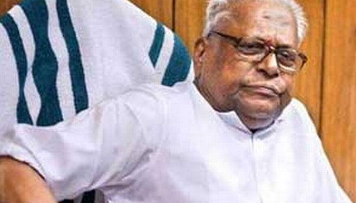 Kerala assembly adjourned over Achuthanandan's remarks on Chandy's family