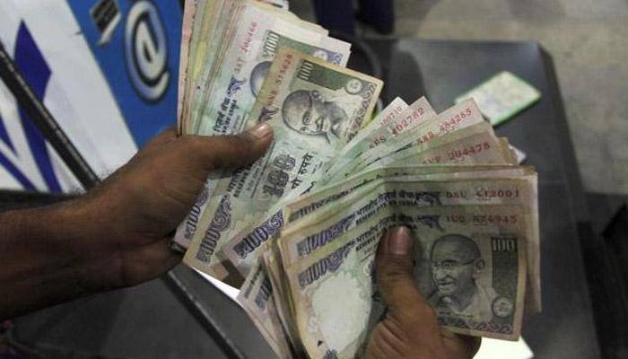 Budget 2016: Raise personal income tax exemption limit to Rs 4 lakh, demands Assocham