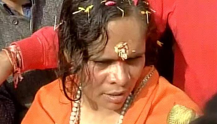 Sadhvi Prachi visits JNU with supporters, slams Rahul Gandhi for associating with anti-national forces