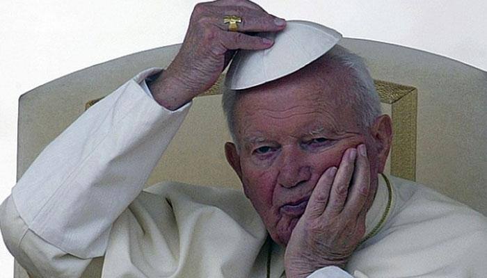 'Pope John Paul II had intense relationship with married woman'