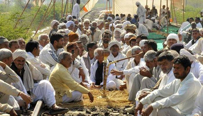 Jats' stir continues in Haryana, CM Khattar calls for talks today