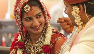 Why married women in India apply sindoor – Here are the reasons
