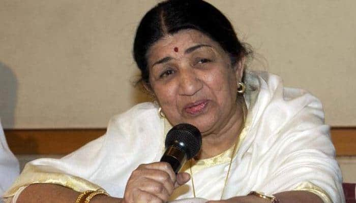 Lata Mangeshkar wishes Khayyam on birthday!