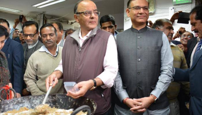 Printing of Budget document begins with &#039;halwa&#039; ceremony