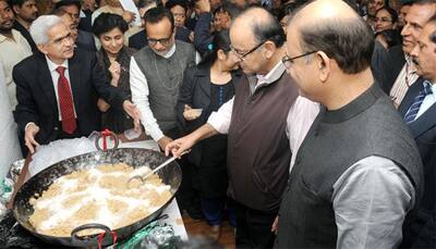 Printing of documents for Budget 2016 begins with 'halwa' ceremony