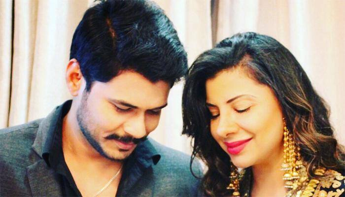 'Bigg Boss' fame Sambhvna Seth engaged to boyfriend!