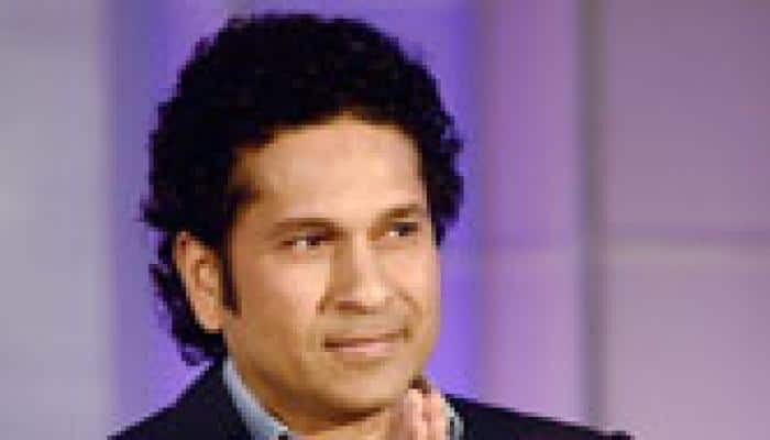 Bollywood vs Cricket: Sachin Tendulkar, Shah Rukh Khan express love, respect for each other