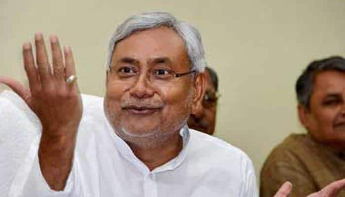 Bihar CM Nitish Kumar borrows Rs 5 to travel in city bus