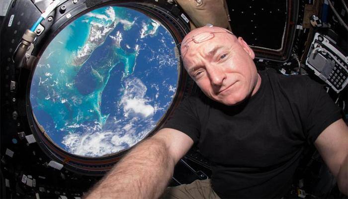 He's home! Scott Kelly lands in Houston, USA; welcomed by family