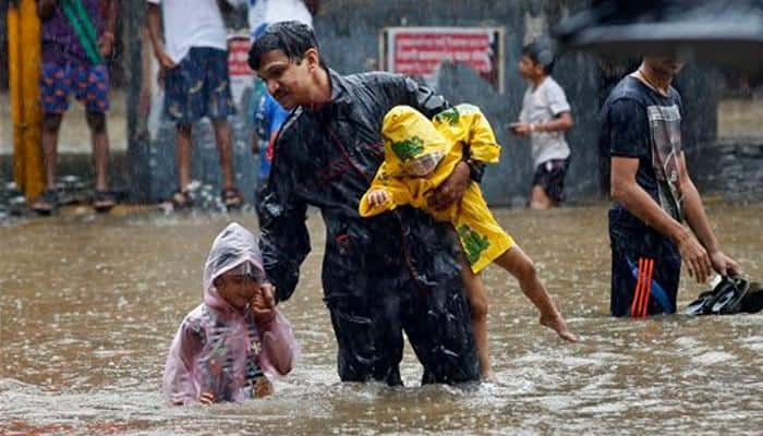 Unseasonal rains bring relief to humid Mumbai