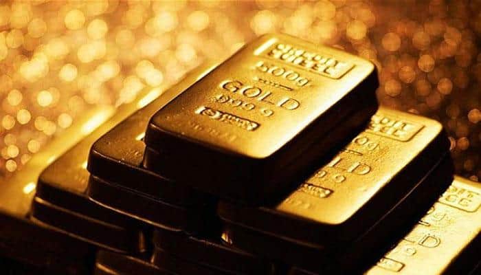 Gold hits fresh 13-month high ahead of US jobs data 