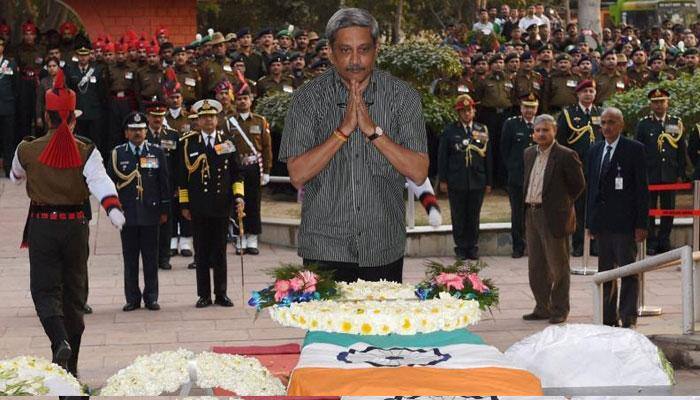 Manohar Parrikar wants &#039;smarter, leaner Army&#039; to cut down &#039;inevitable&#039; salary bills