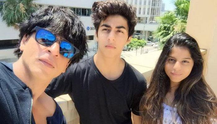 Shah Rukh Khan’s reaction after watching son Aryan’s IO Hawk act is amazing!