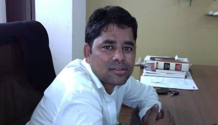 ZEE EXCLUSIVE: Anti-nationals threatening to kill me for saying 'Bharat Mata ki jai', alleges lawyer Vikram Chauhan