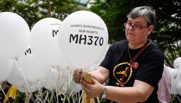 Najib hopeful to find MH370 wreckage as kins seek closure