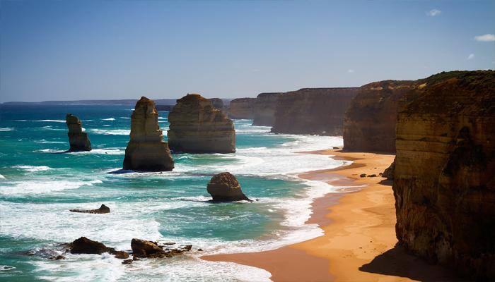 Five submerged &#039;Apostles&#039; discovered near Australian landmark