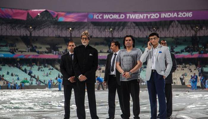 Amitabh Bachchan sings national anthem at World Twenty20 India vs Pakistan match in Kolkata!