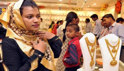 'Jewellery sales may fall 40-50 tonnes in Jan-Mar on strike'
