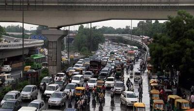 Supreme Court extends ban on sale of large diesel cars in New Delhi