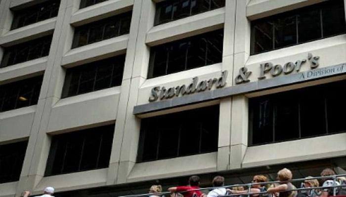 S&amp;P lowers China outlook to negative 