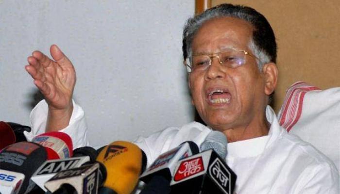 BJP CM candidate Sarbananda Sonowal a &#039;migratory bird&#039;, says Tarun Gogoi